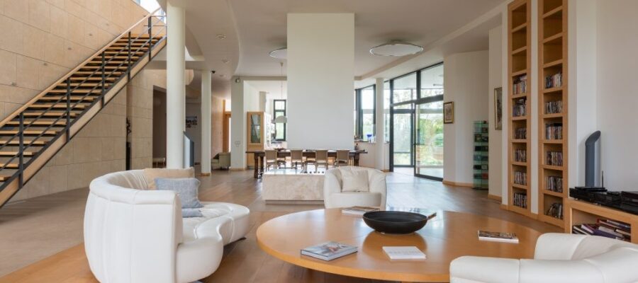 Ideas útiles para diseñar un salón blanco.